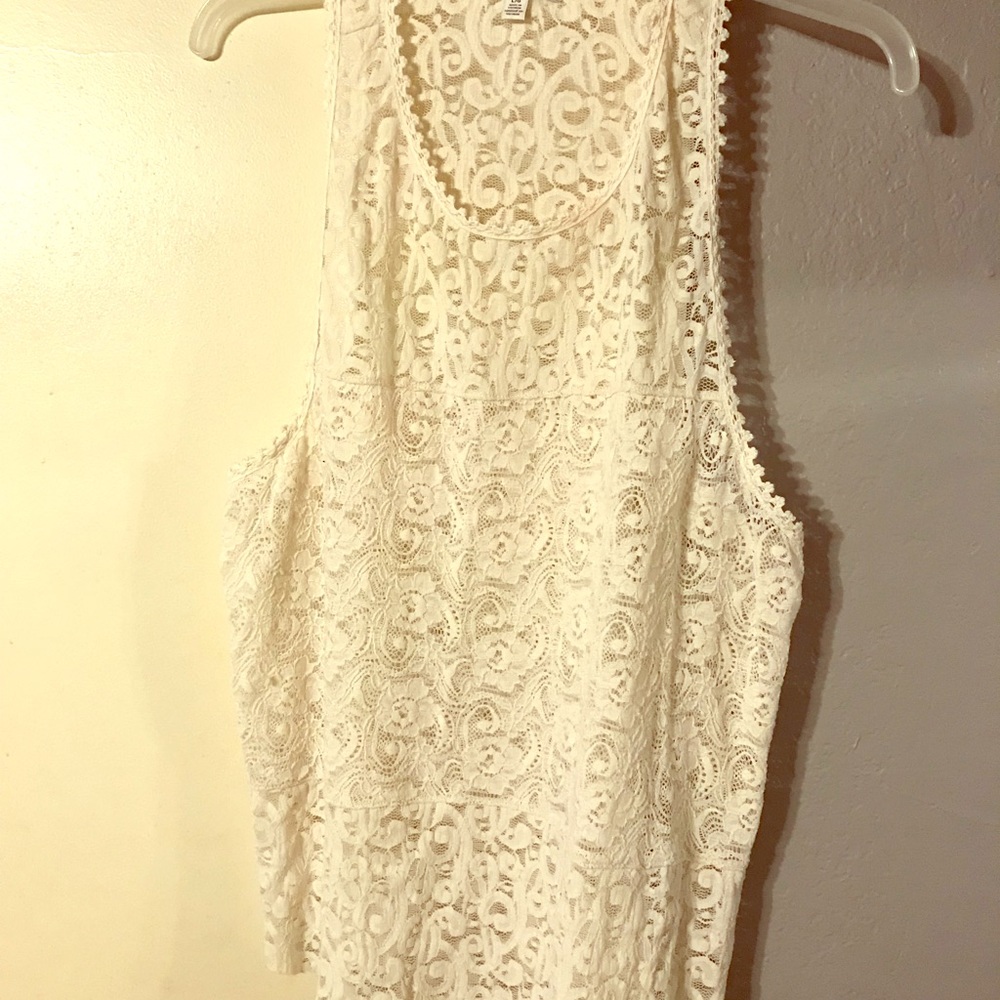 AE off-white lace tank.